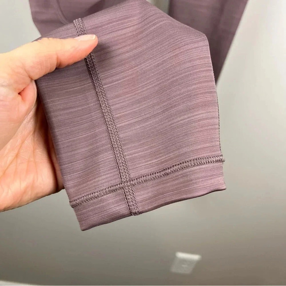 Athleta Ultimate Stash Pocket Space Dye 7/8 Tight Size XS
Smoked Almond Brown - Picture 8 of 13